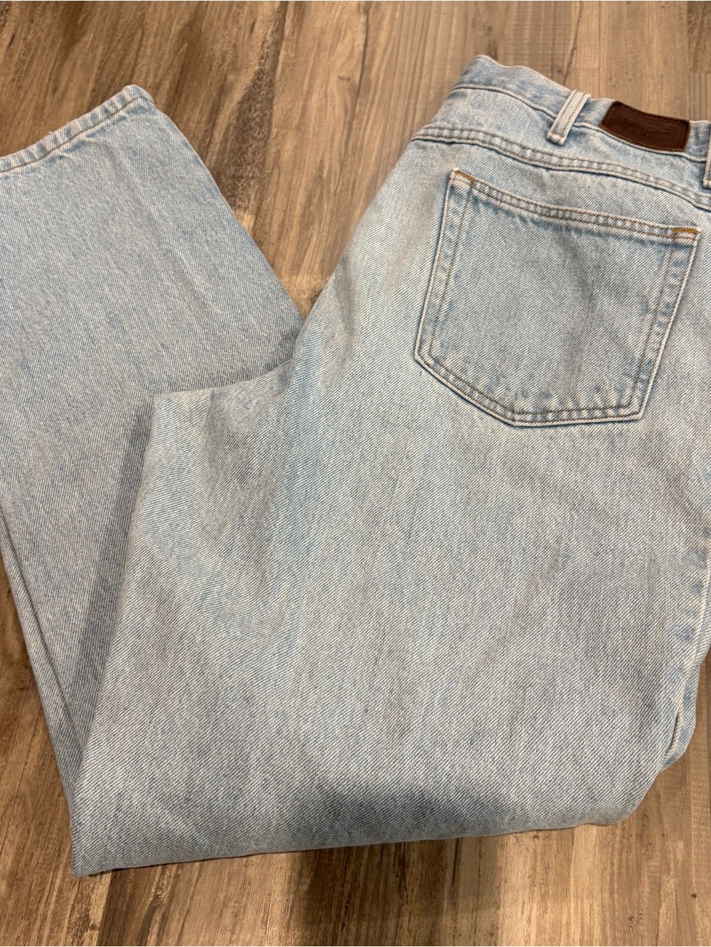 LL Bean Double L Relaxed Fit Mens Jeans - Light-Medium Wash 35x32